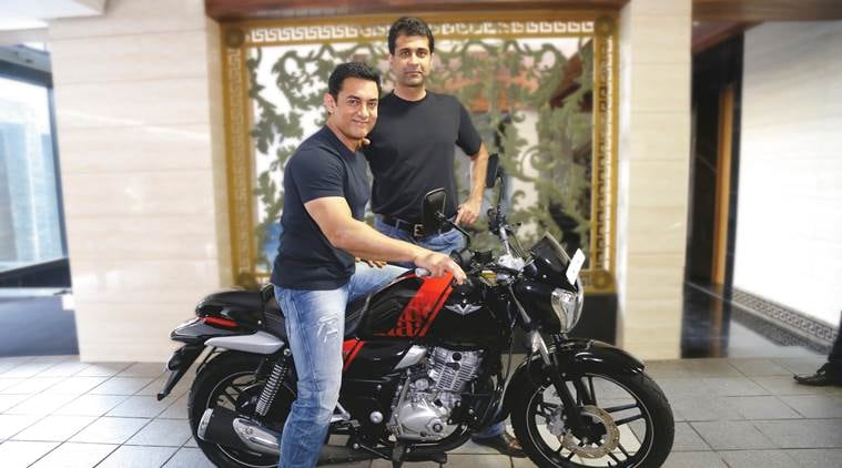 aamir-khan-buys-his-new-bike-759.jpg